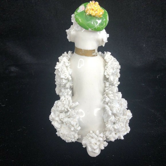 2 Vintage White Porcelain Spaghetti Poodle Dogs Wearing Green Beret Hat Figurine - Picture 4 of 12